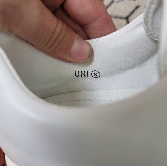 SO ME WHITE LACE UP PLATFORM OXFORDS, SZ 8 - Picture 10 of 11